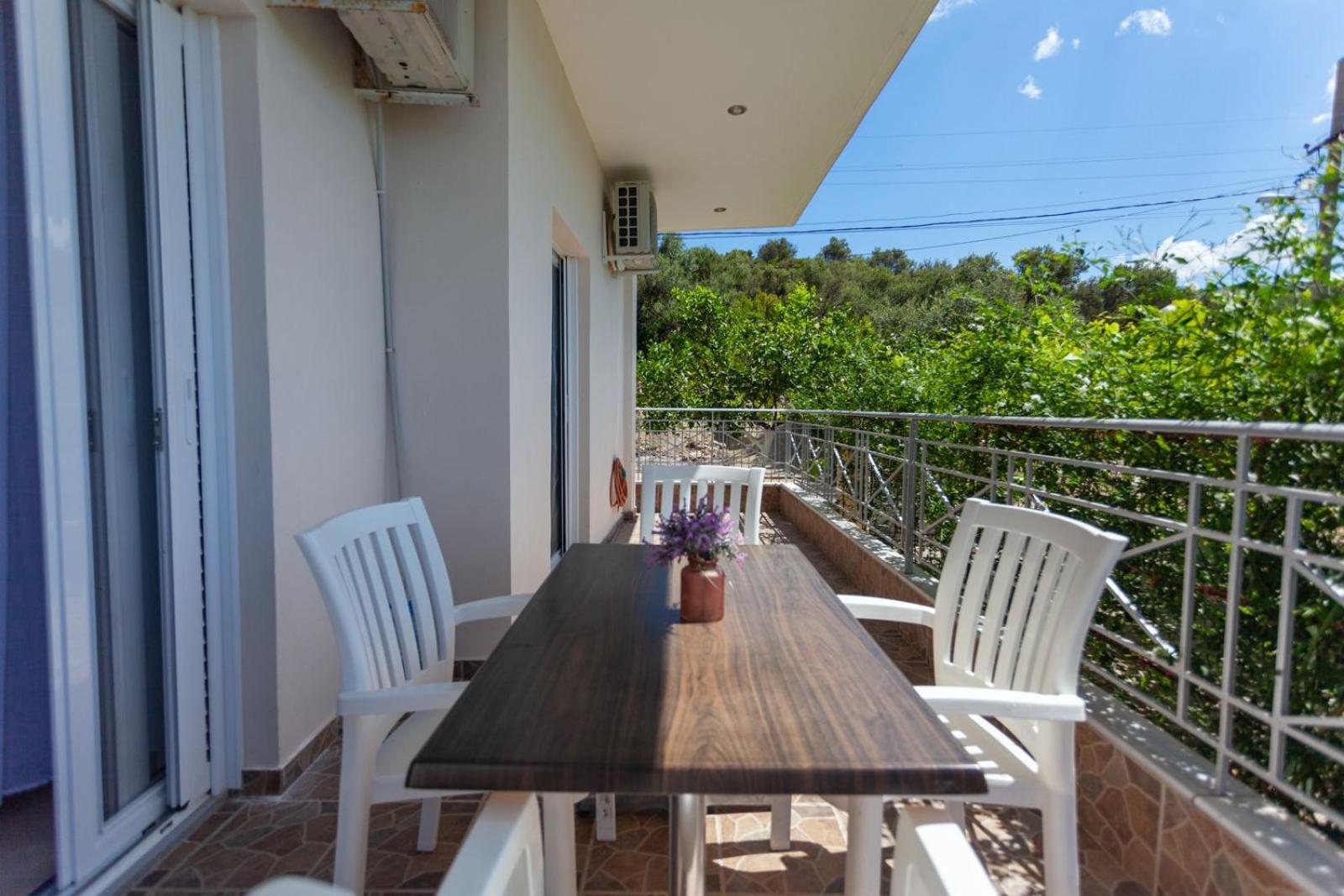 Zacharias Apartments Himare Exterior foto