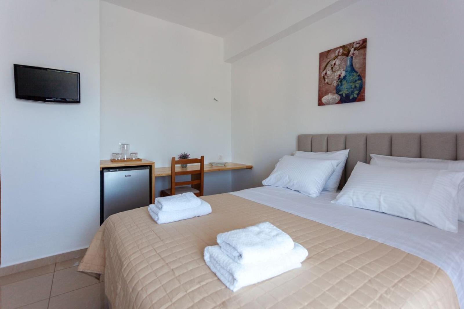 Zacharias Apartments Himare Exterior foto