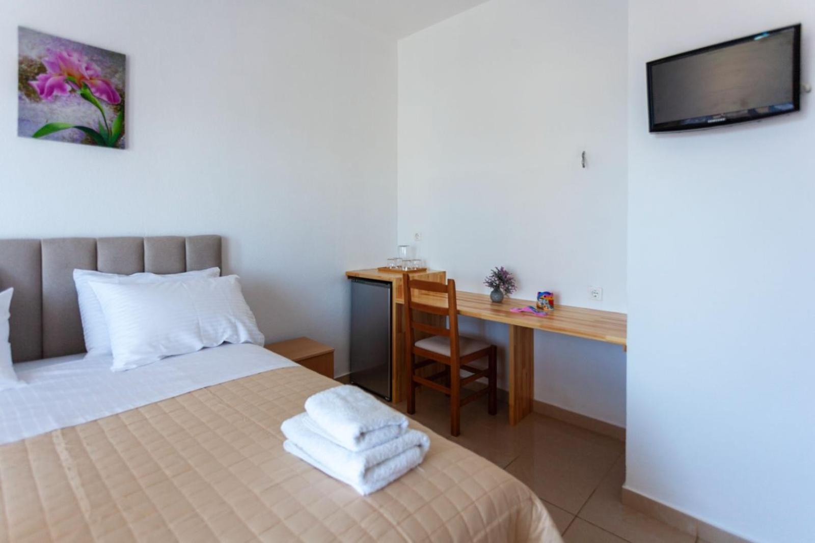 Zacharias Apartments Himare Exterior foto