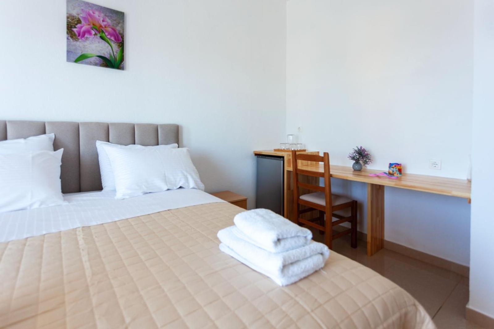 Zacharias Apartments Himare Exterior foto
